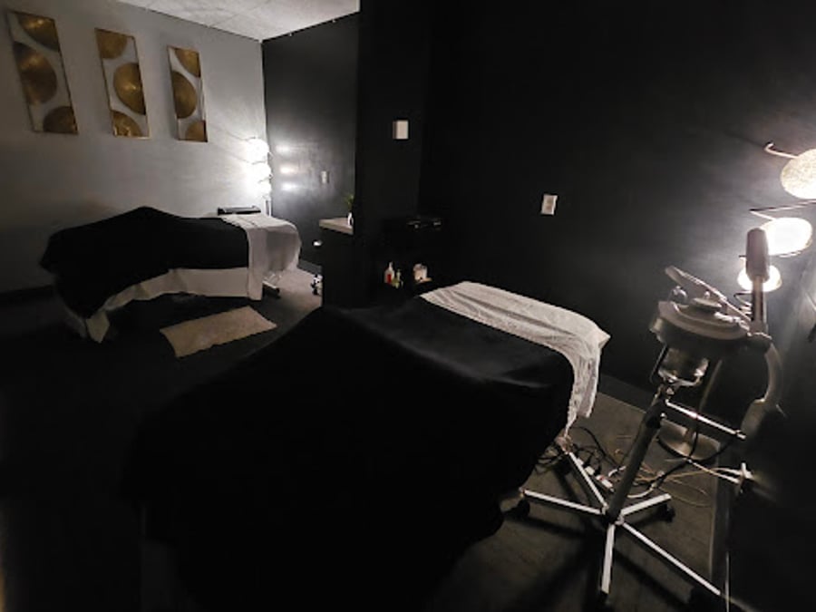 Favor Esthetics