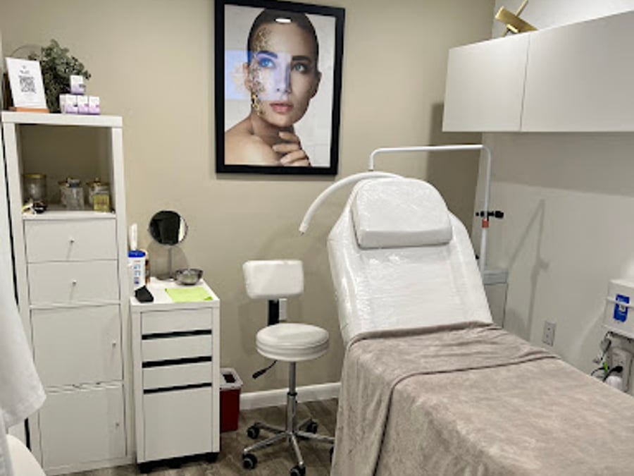 Moss Medical Spa by Maryge Olaves