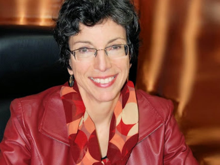 Hormones & Holistic Healthcare