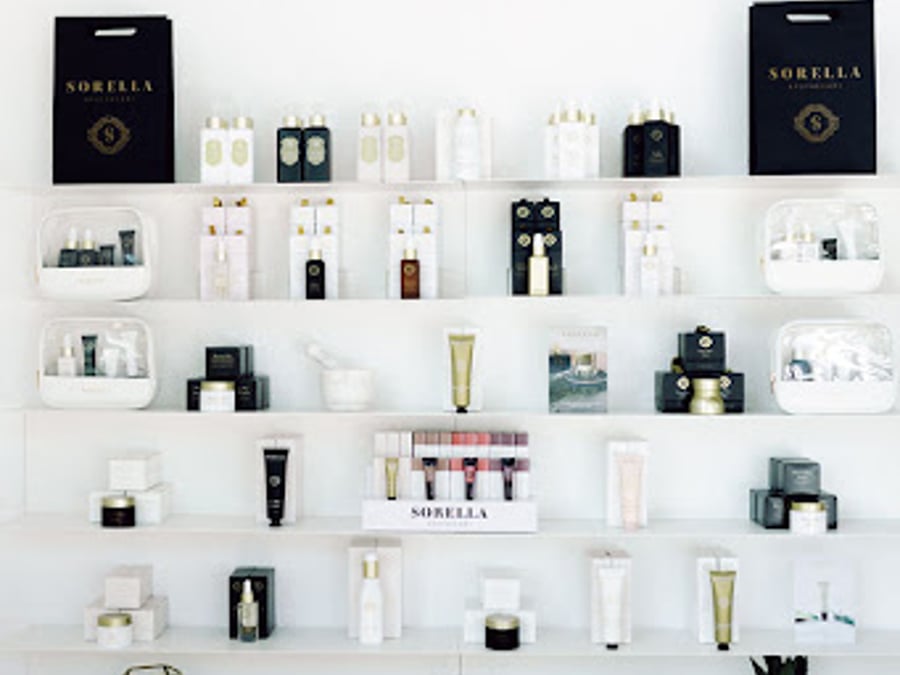 Holistic Esthetics by Chasma