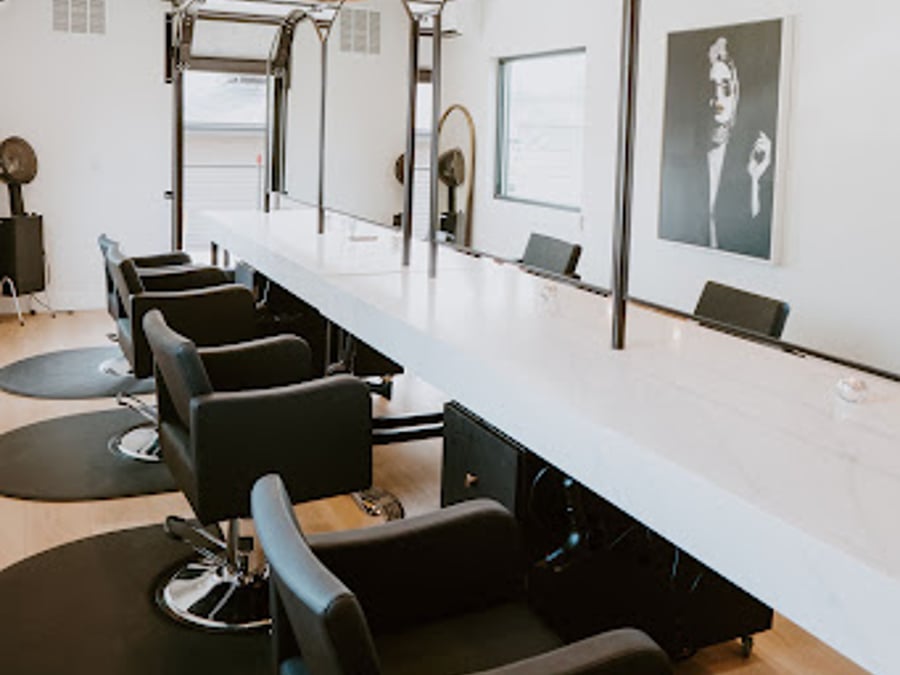 Luxe. Salon & Medspa