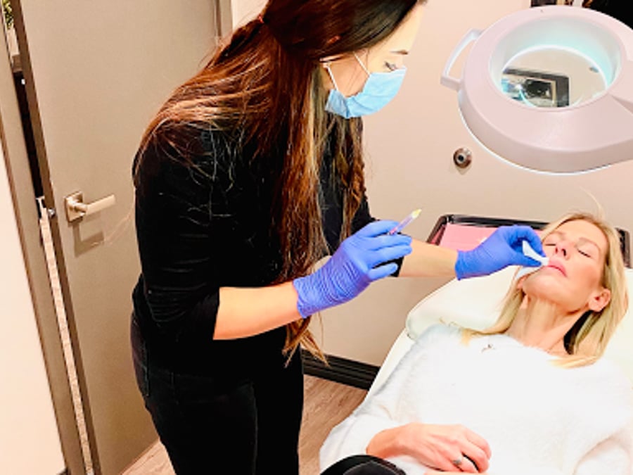 GLOW Aesthetic Clinic