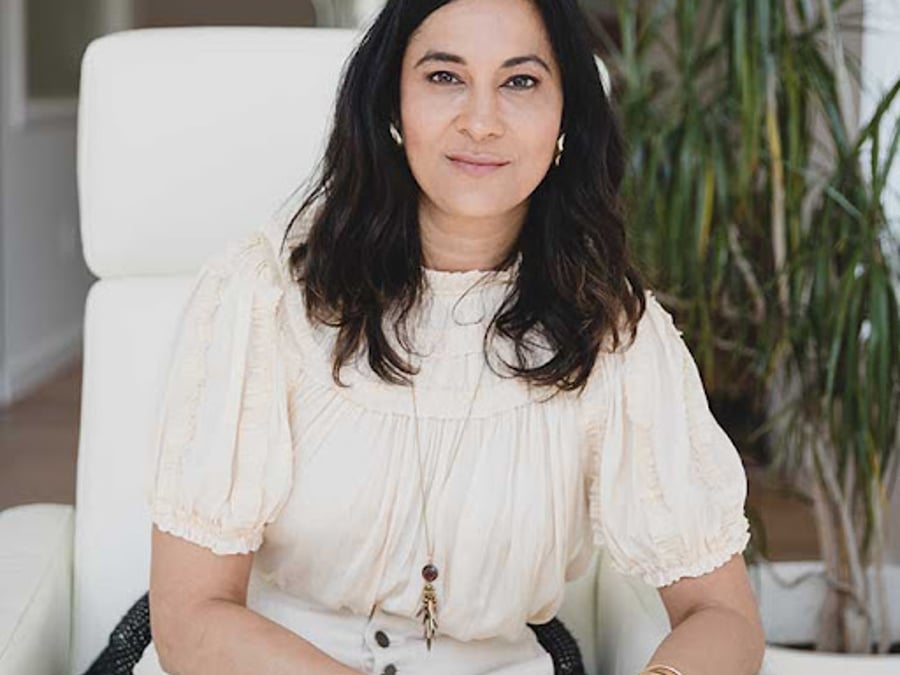 Refine Anti-Aging Medicine and Aesthetics