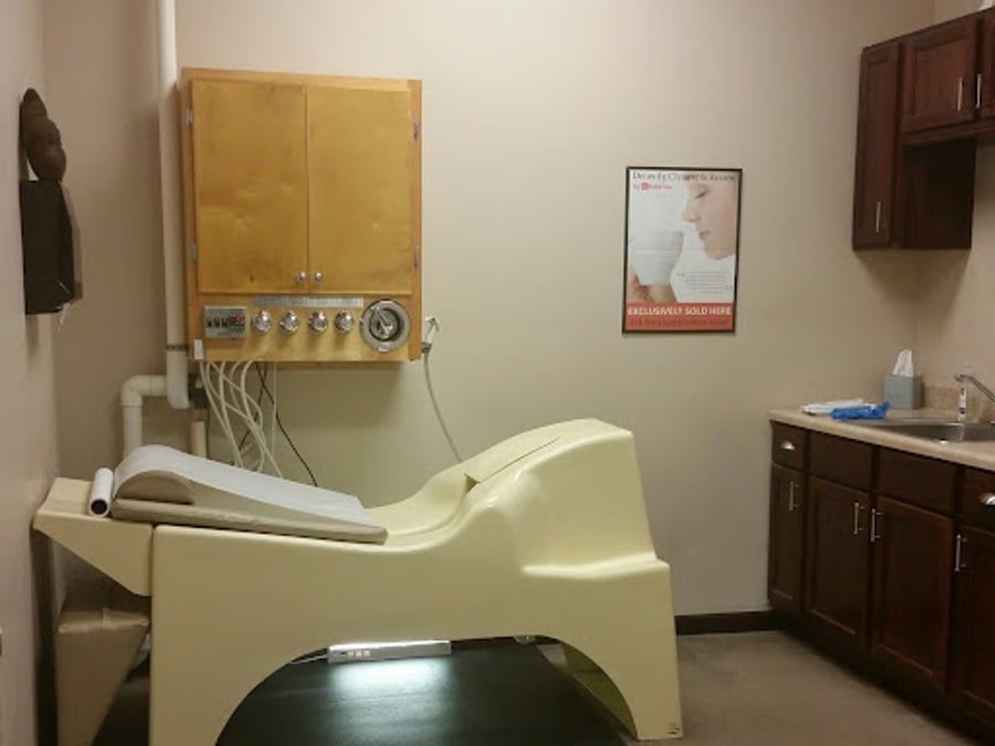 Back To Essentials Chiropractic Health and Holistic Wellness Institute