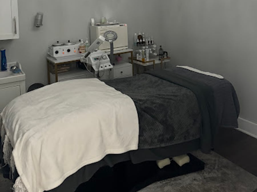 Love Face Body Spa