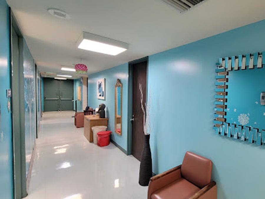 Dr. Kwang Lee Wellness Center