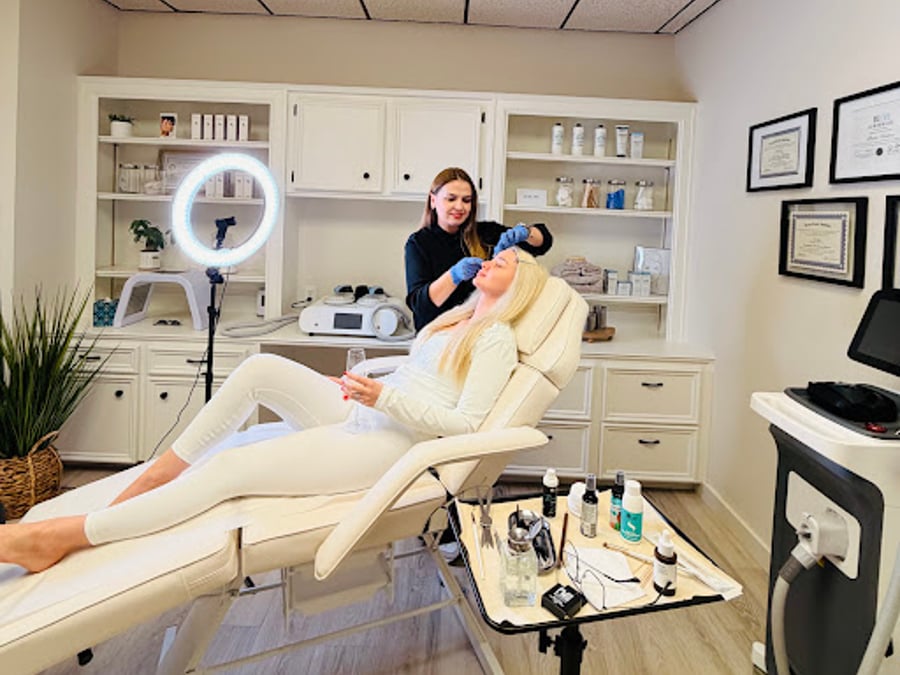 SENSES LASER & SPA