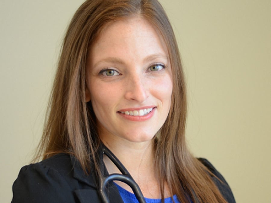 Dr. Sarah Stone, ND
